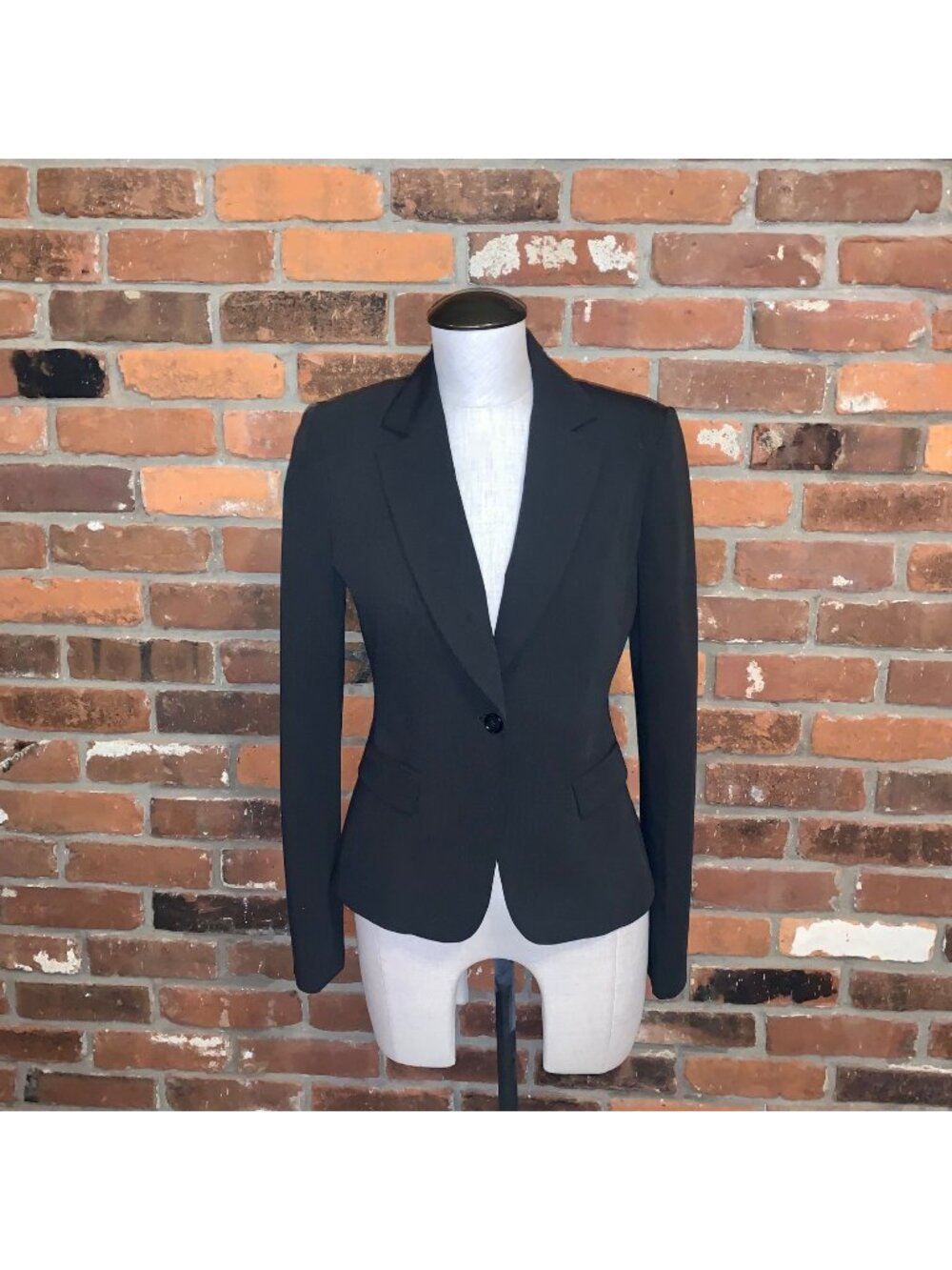 Tahari Black Pin Striped Single Button Blazer Size 2